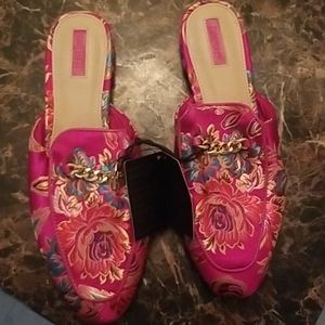 Brand new forever21 Slip on Shoes